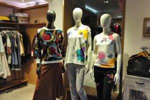 Pantalons femme : découvrez nos modèles slim, droit, skinny et loose à la mode