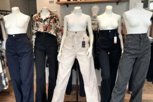 Pantalons femme : découvrez nos modèles slim, droit, skinny et loose à la mode