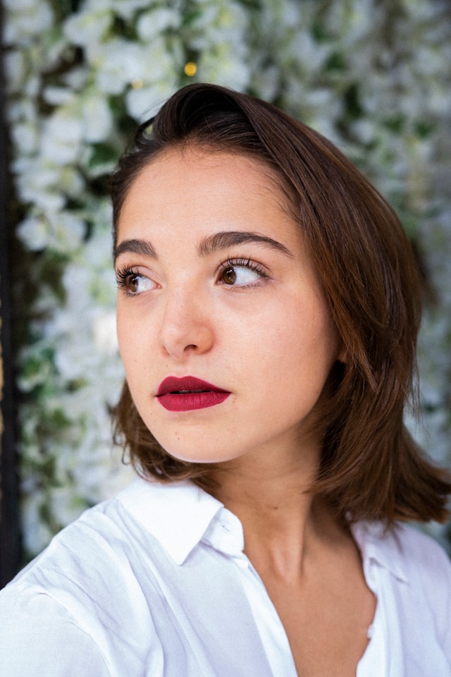 Coiffure parisienne : 8 coupes intemporelles pour adopter le style français en 2026